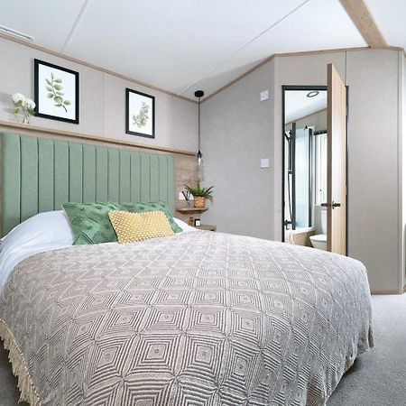 Emma'S Oasis 2-Bedroom Caravan At Durdle Door Sleeps 4 West Lulworth Buitenkant foto